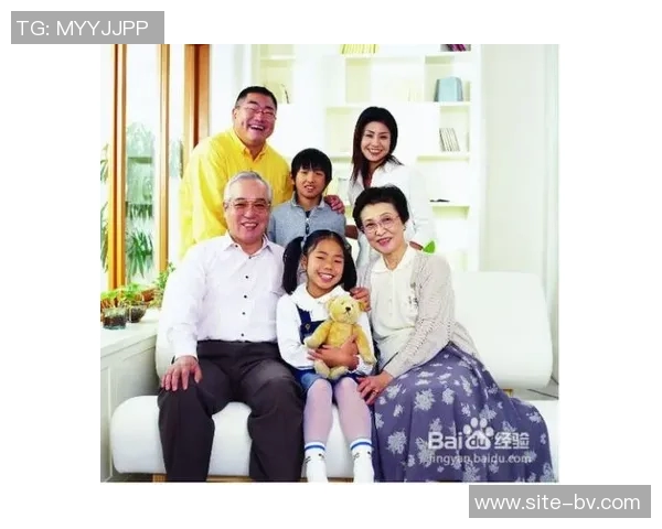 幸福满满的一家人库嫂分享全家福照甜蜜瞬间温馨满溢